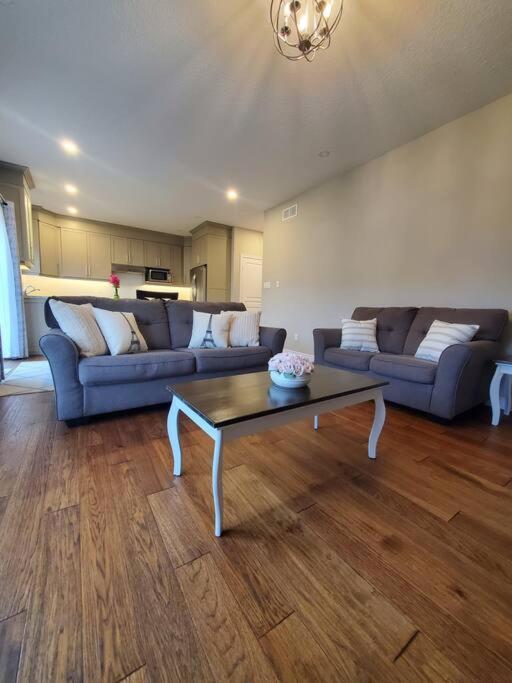 فيلا 4 Bd Family Retreat ستراتفورد المظهر الخارجي الصورة